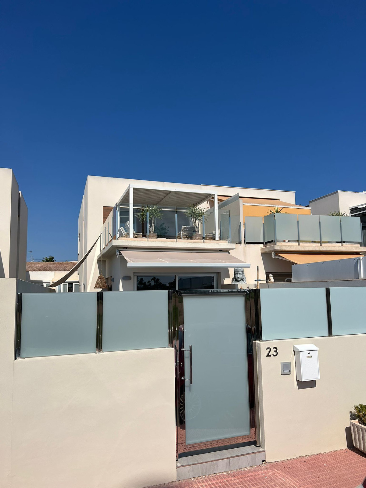 3 Bed Townhouse for sale in Daya Vieja Costa Blanca, Alicante, Spain