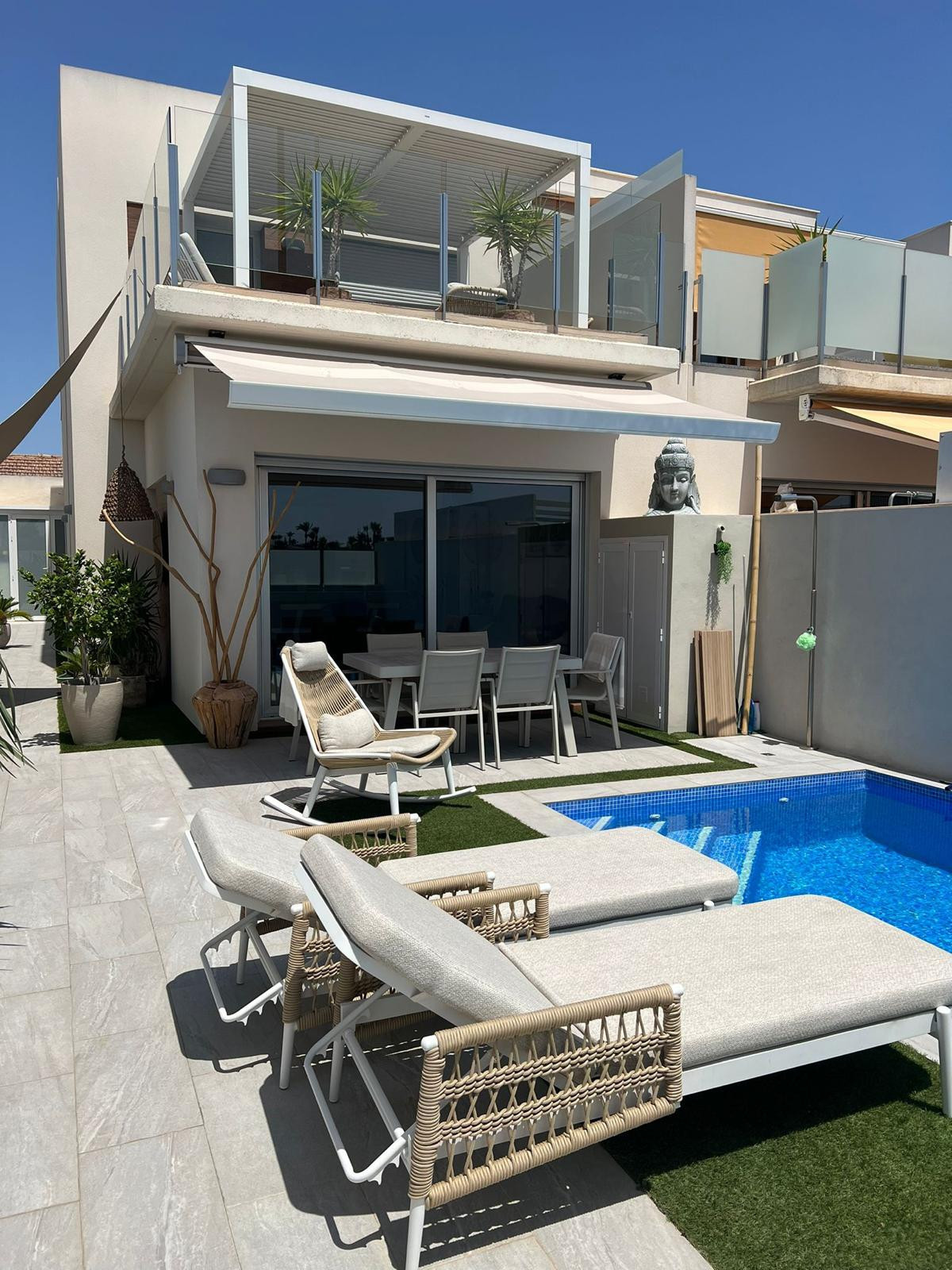 3 Bed Townhouse for sale in Daya Vieja Costa Blanca, Alicante, Spain