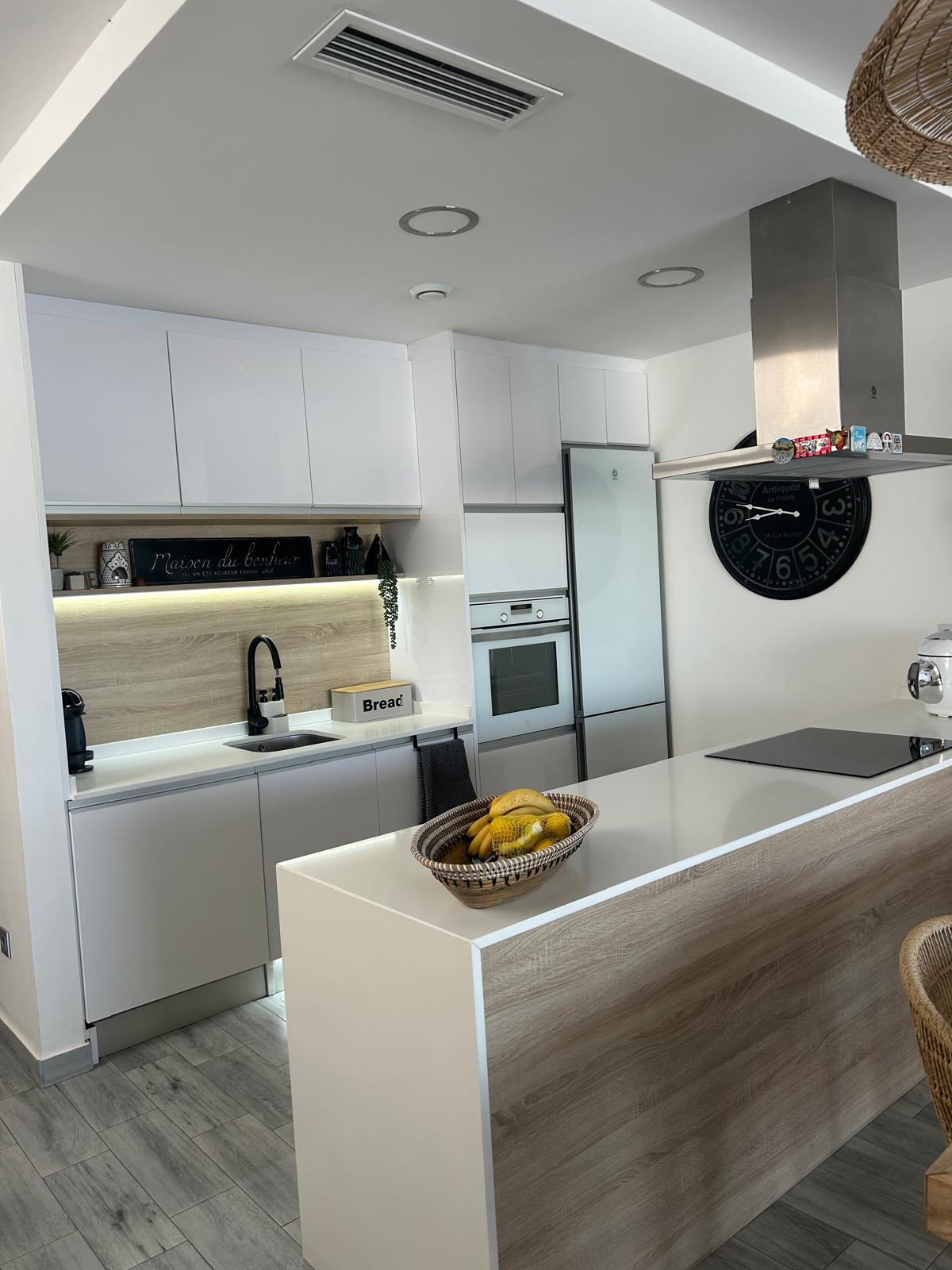 3 Bed Townhouse for sale in Daya Vieja Costa Blanca, Alicante, Spain