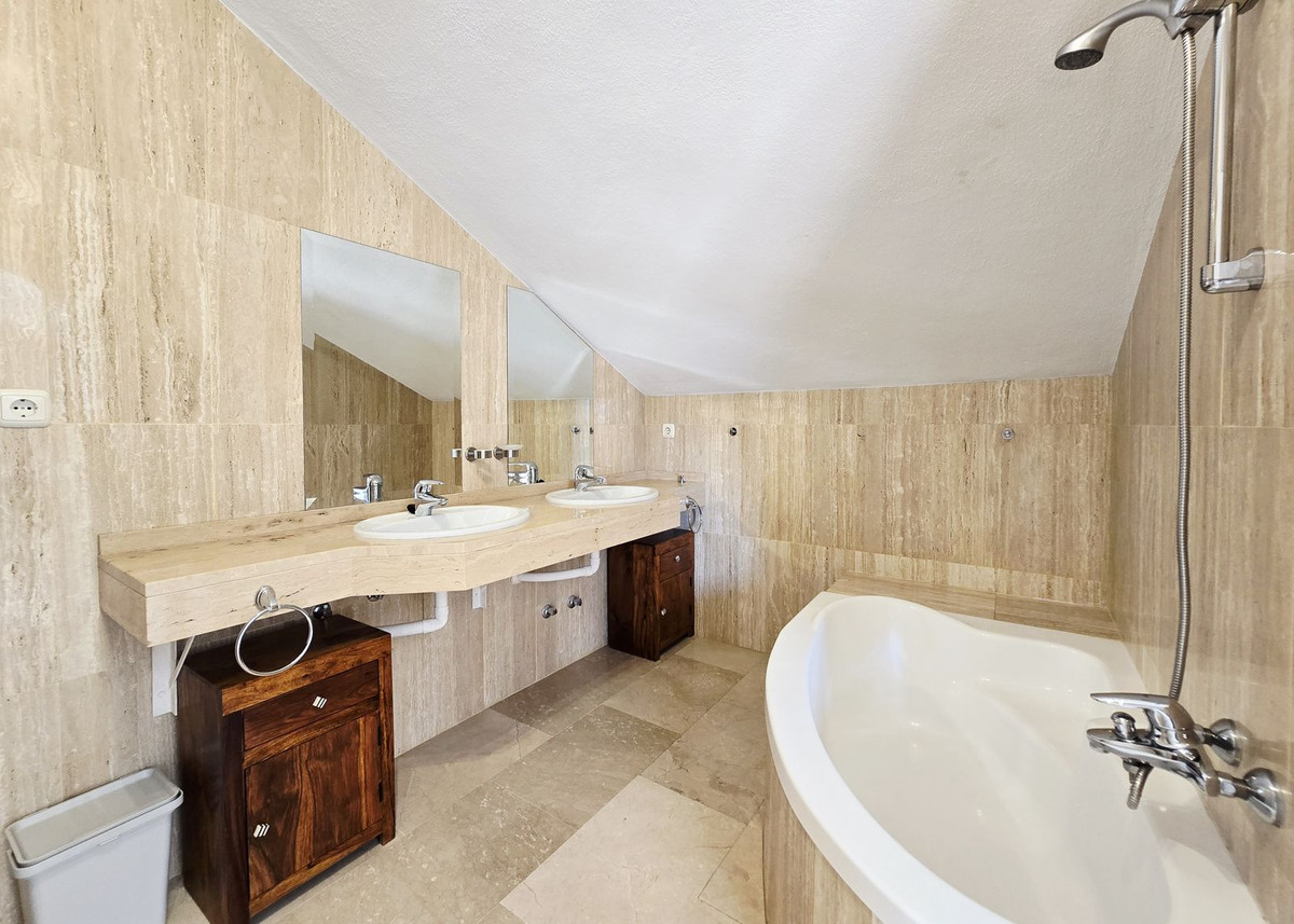 Se vende Ático de 2 dormitorios en Costa Del Sol, Málaga, España
