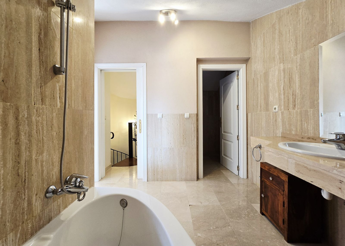 Se vende Ático de 2 dormitorios en Costa Del Sol, Málaga, España