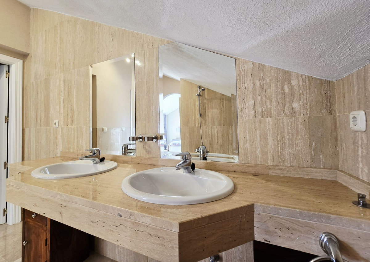 Se vende Ático de 2 dormitorios en Costa Del Sol, Málaga, España