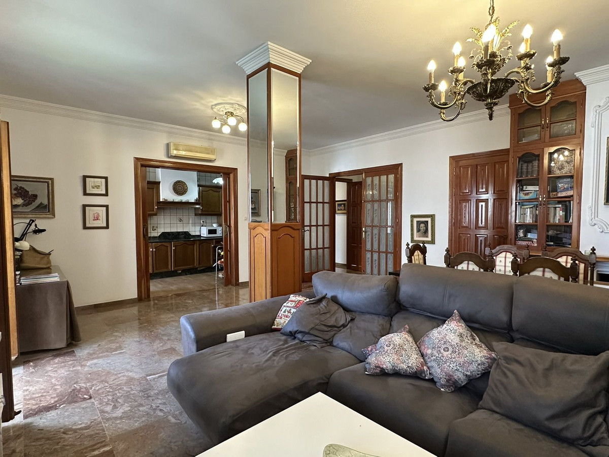 5 Bed Townhouse for sale in Vélezmálaga Costa Del Sol East, Málaga, Spain
