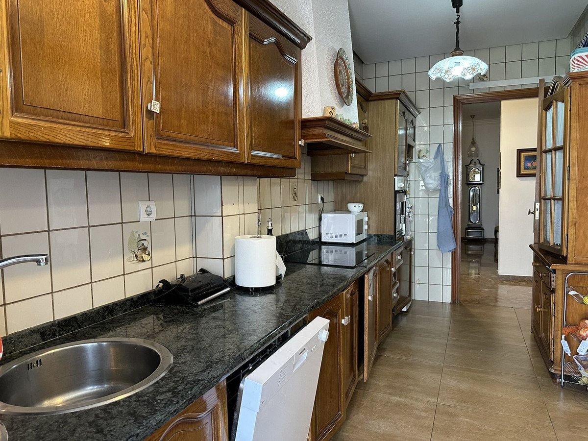 5 Bed Townhouse for sale in Vélezmálaga Costa Del Sol East, Málaga, Spain