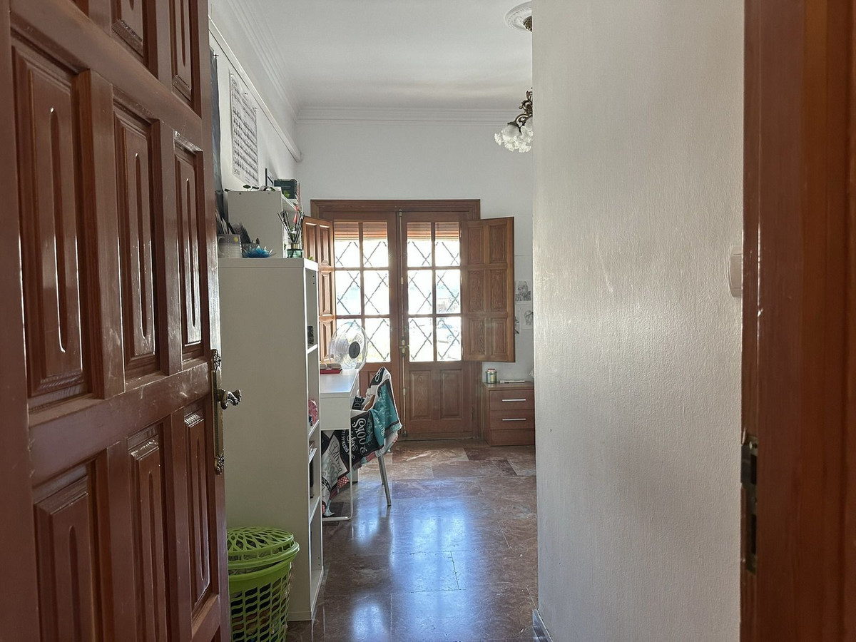 5 Bed Townhouse for sale in Vélezmálaga Costa Del Sol East, Málaga, Spain