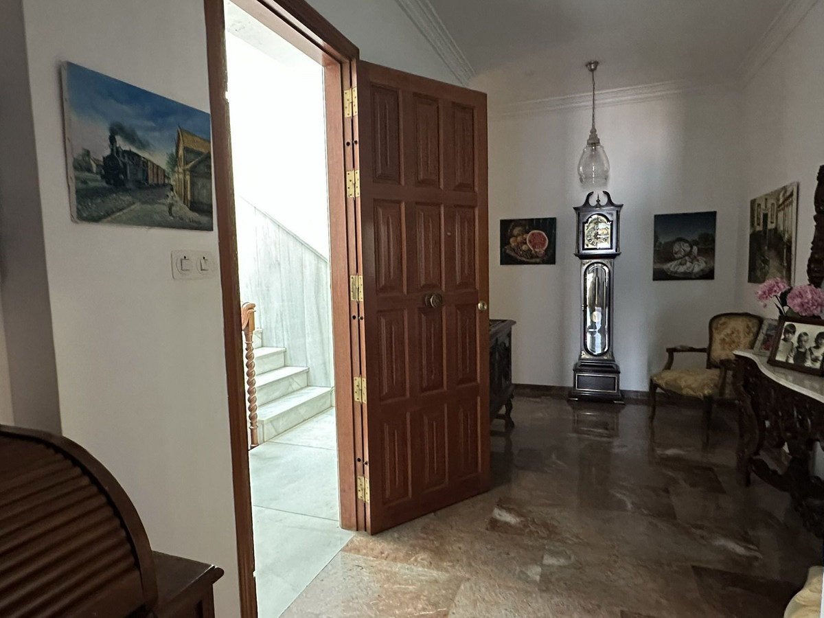 5 Bed Townhouse for sale in Vélezmálaga Costa Del Sol East, Málaga, Spain