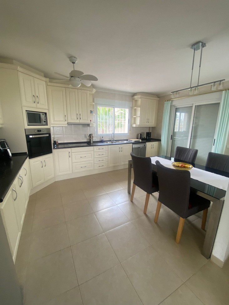 3 Bed Townhouse for sale in Algorfa Costa Blanca, Alicante, Spain