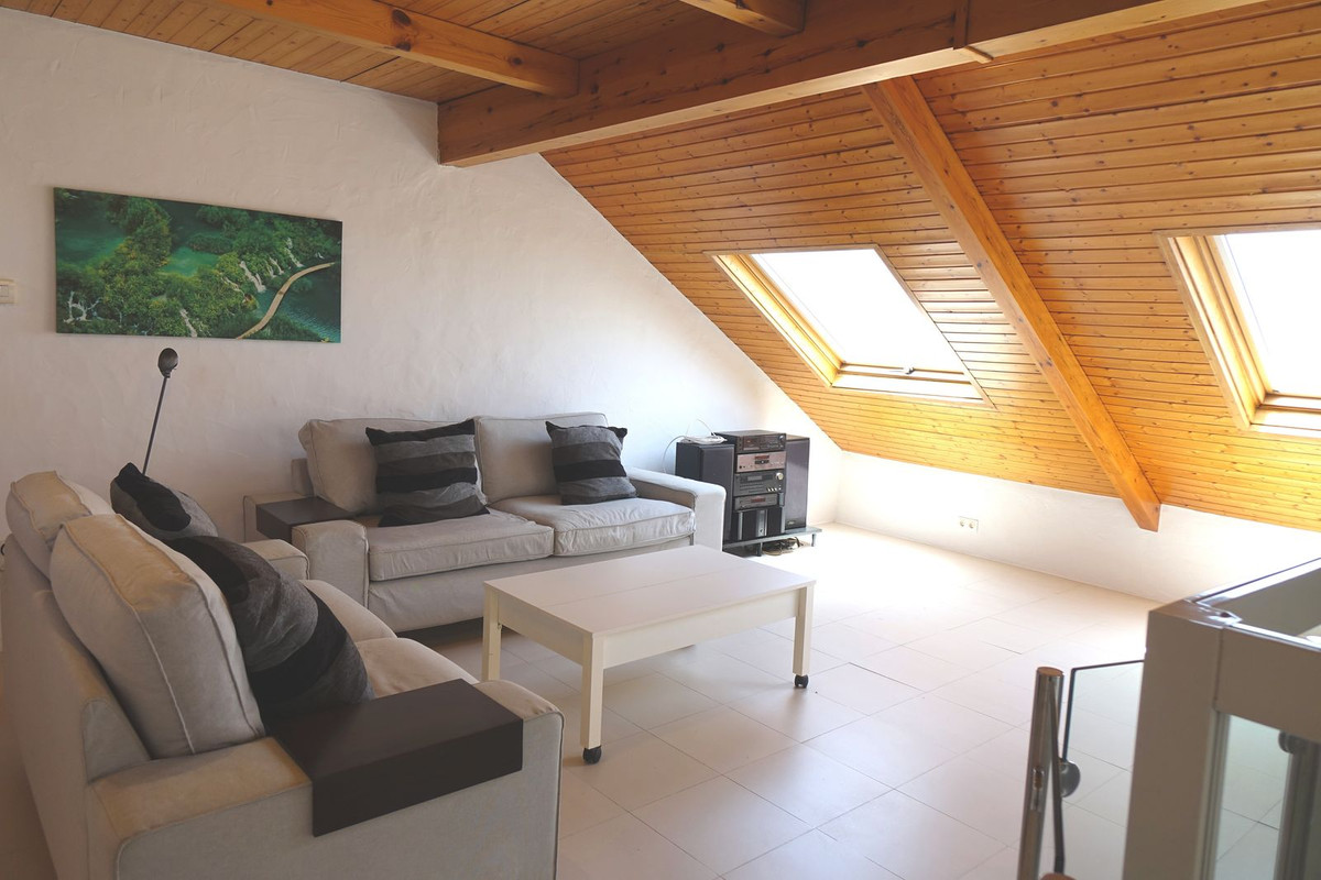 3 Bed Apartment for sale in Fuengirola Costa Del Sol, Málaga, Spain