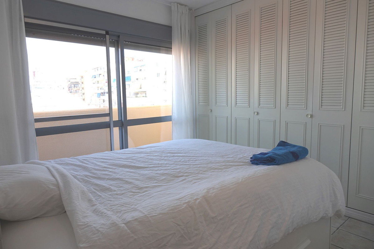 3 Bed Apartment for sale in Fuengirola Costa Del Sol, Málaga, Spain