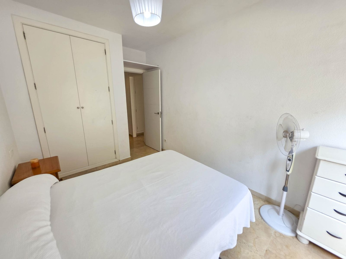 Se vende Apartamento Planta Media de 2 dormitorios en Costa Del Sol, Málaga, España