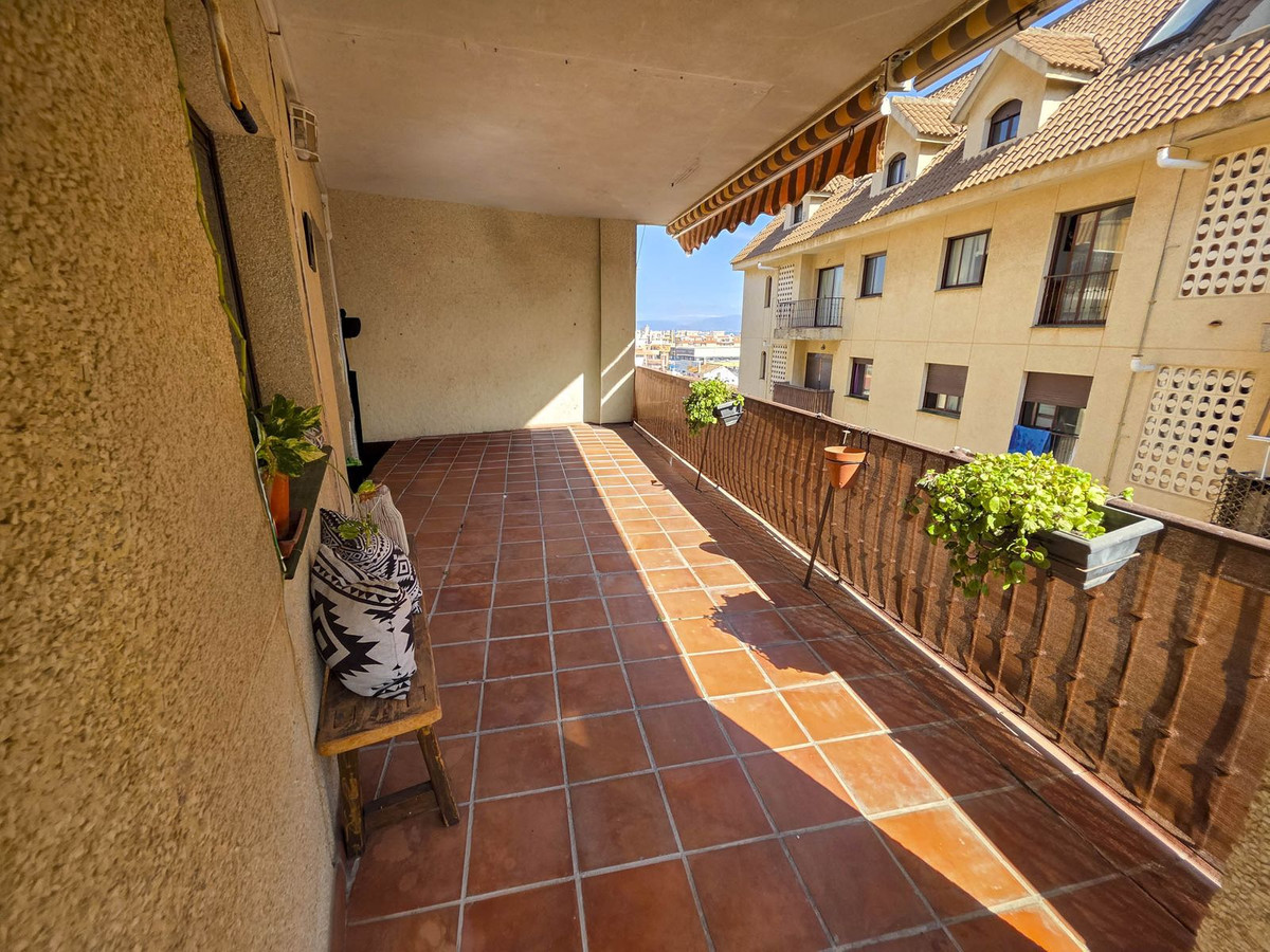 Se vende Apartamento Planta Media de 2 dormitorios en Costa Del Sol, Málaga, España