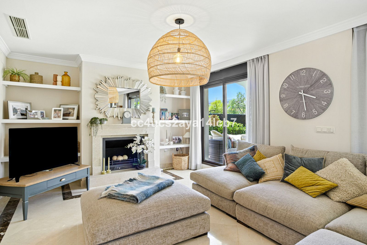 3 Bed Townhouse for sale in Estepona Costa Del Sol, Málaga, Spain
