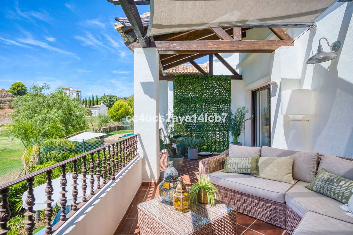 3 Bed Townhouse for sale in Estepona Costa Del Sol, Málaga, Spain