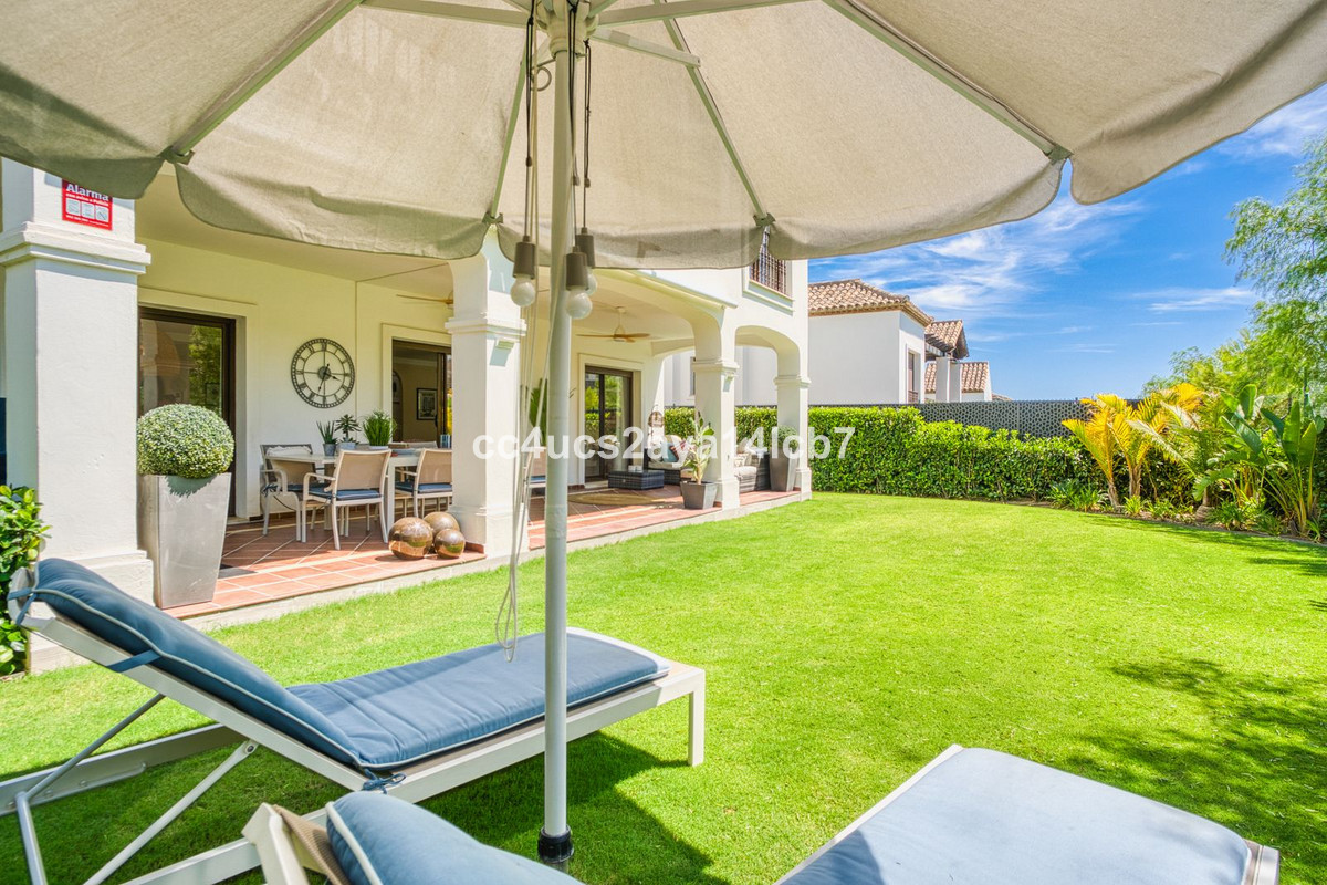 3 Bed Townhouse for sale in Estepona Costa Del Sol, Málaga, Spain