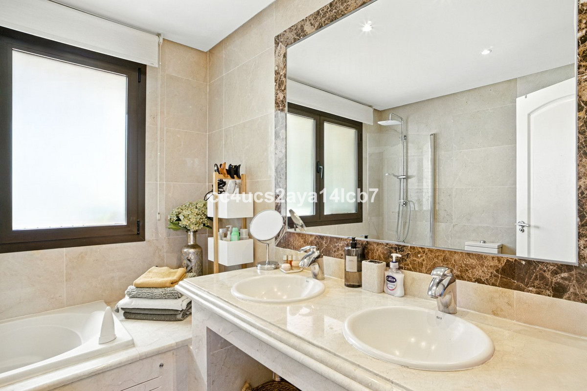 3 Bed Townhouse for sale in Estepona Costa Del Sol, Málaga, Spain