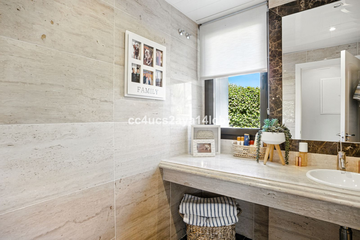 3 Bed Townhouse for sale in Estepona Costa Del Sol, Málaga, Spain