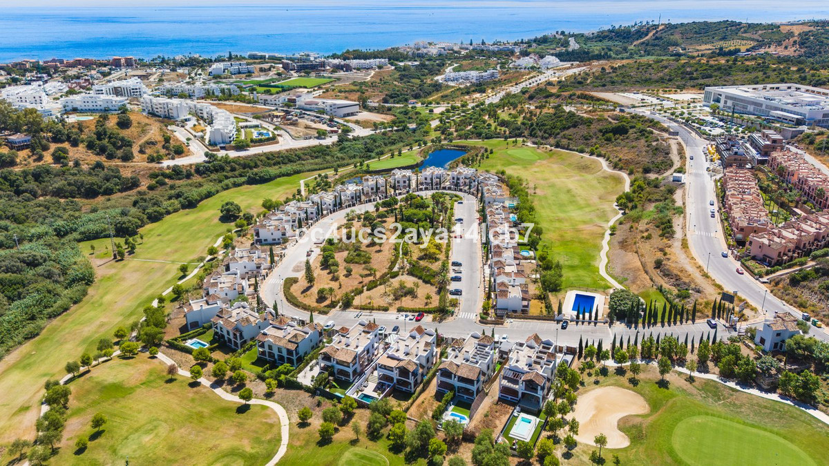 3 Bed Townhouse for sale in Estepona Costa Del Sol, Málaga, Spain