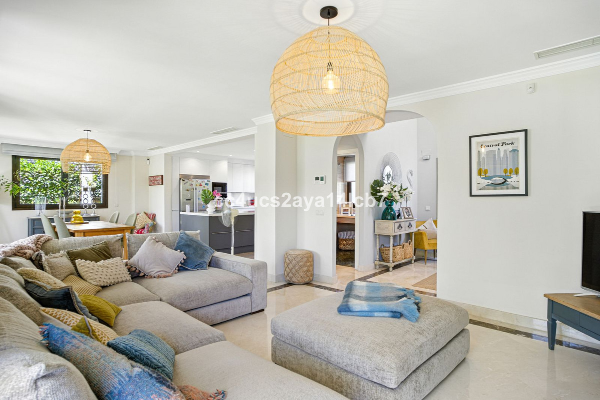 3 Bed Townhouse for sale in Estepona Costa Del Sol, Málaga, Spain
