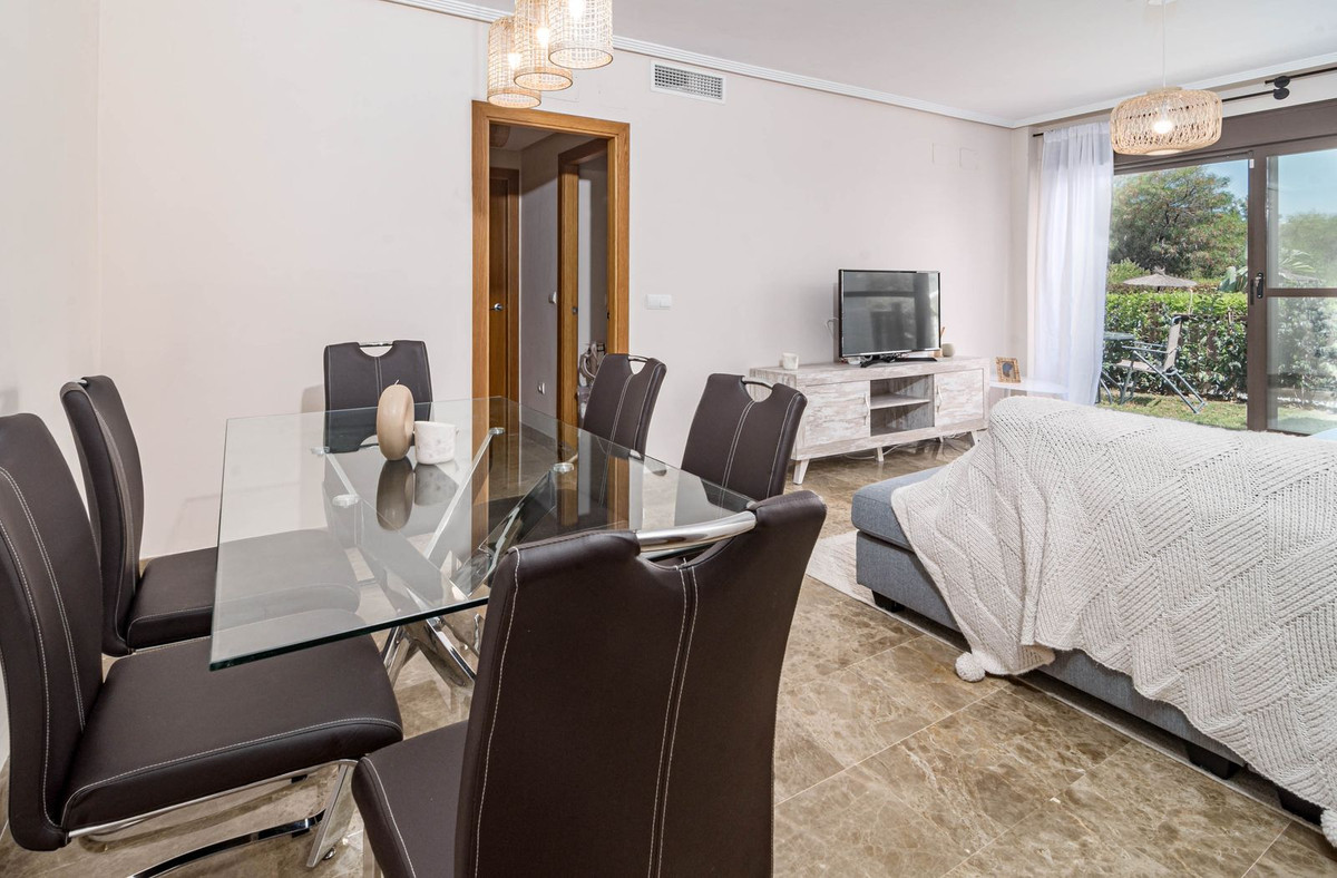 Se vende Apartamento Planta Baja de 2 dormitorios en Costa Del Sol, Málaga, España