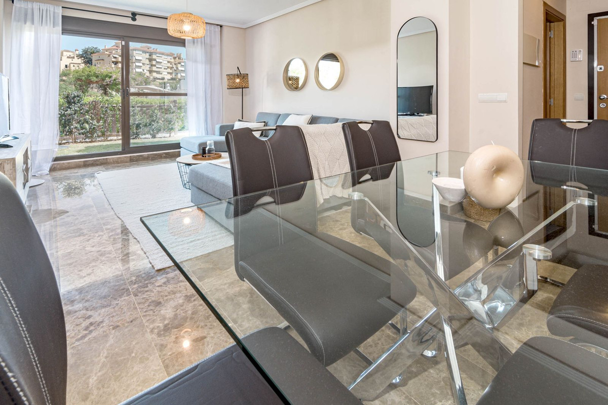 Se vende Apartamento Planta Baja de 2 dormitorios en Costa Del Sol, Málaga, España