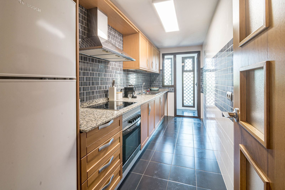 Se vende Apartamento Planta Baja de 2 dormitorios en Costa Del Sol, Málaga, España