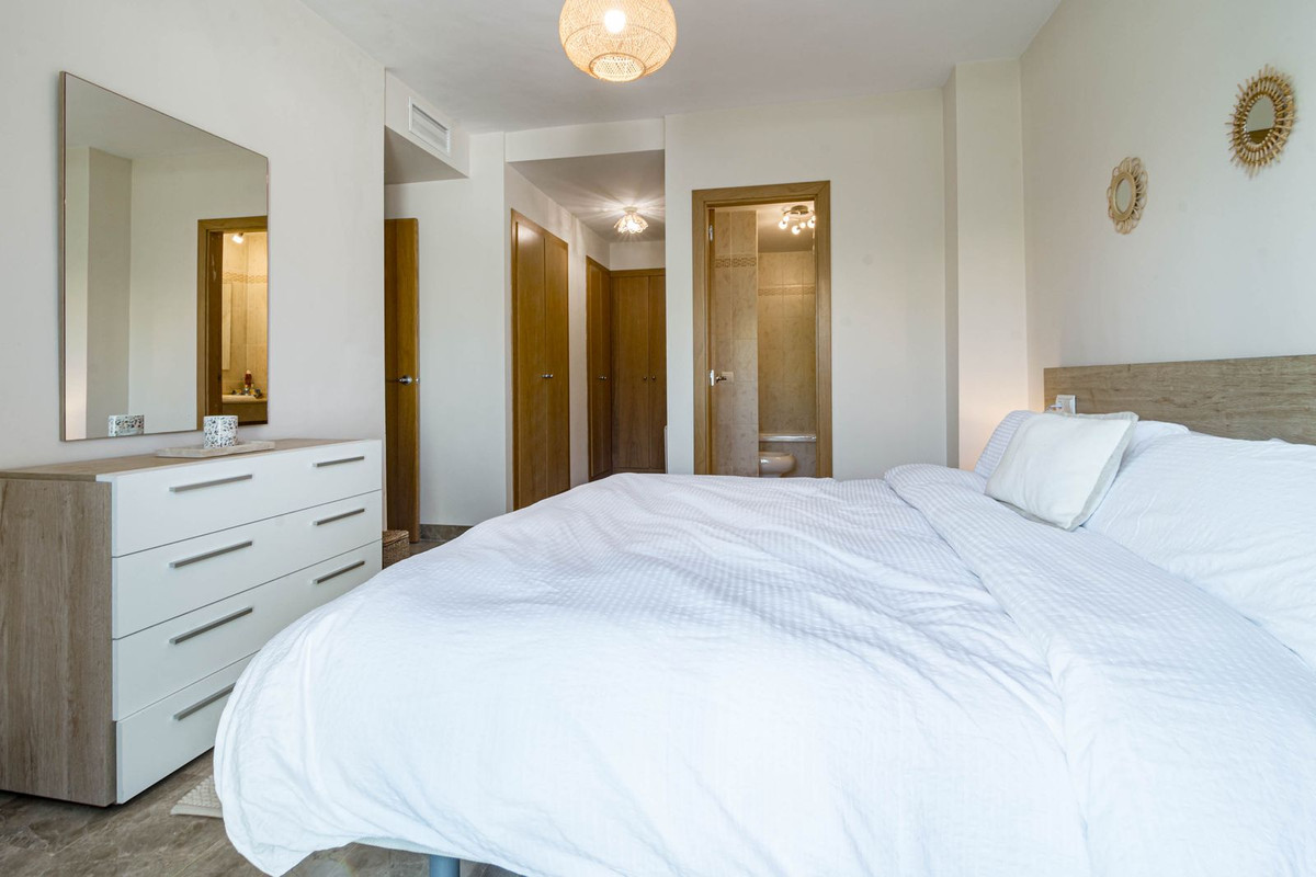 Se vende Apartamento Planta Baja de 2 dormitorios en Costa Del Sol, Málaga, España