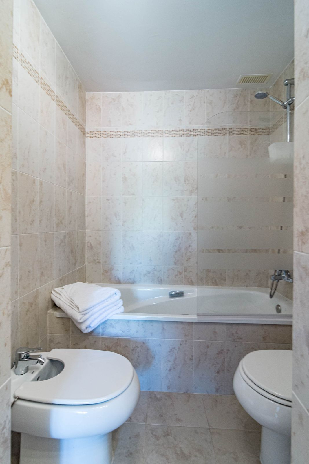Se vende Apartamento Planta Baja de 2 dormitorios en Costa Del Sol, Málaga, España