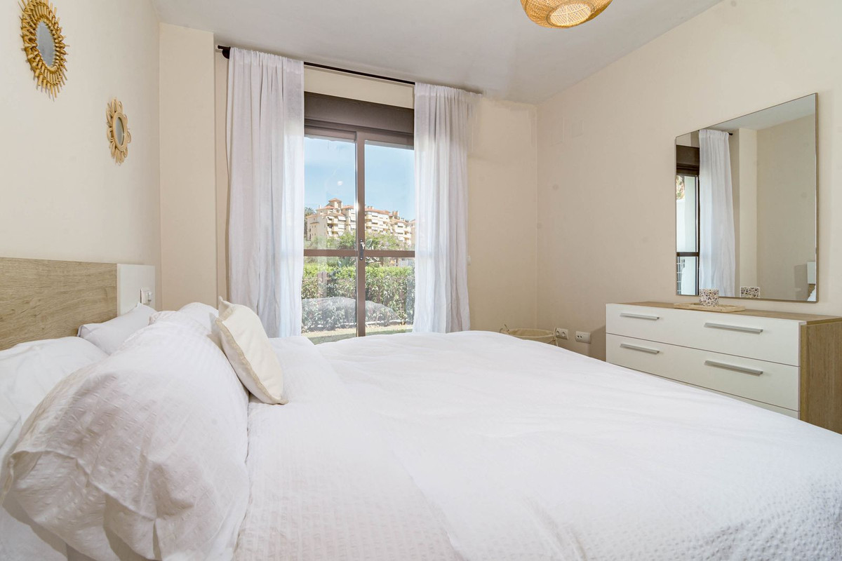 Se vende Apartamento Planta Baja de 2 dormitorios en Costa Del Sol, Málaga, España