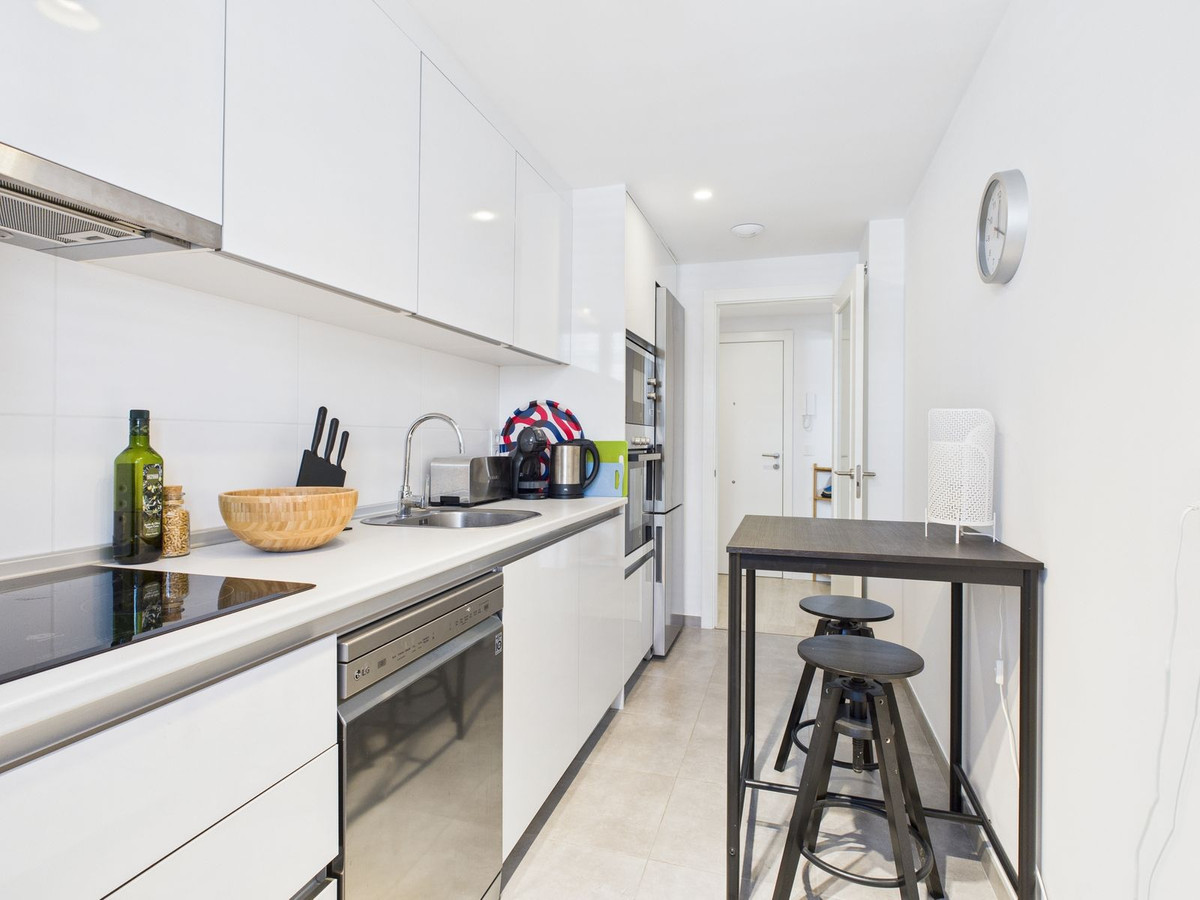 2 Bed Apartment for sale in Estepona Costa Del Sol, Málaga, Spain