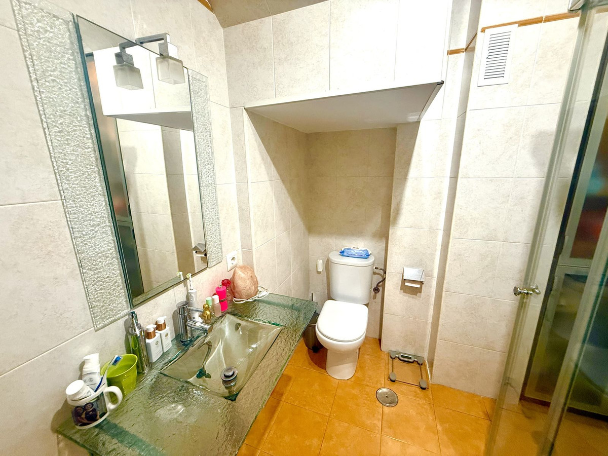 Se vende Dúplex de 2 dormitorios en Costa Del Sol East, Málaga, España