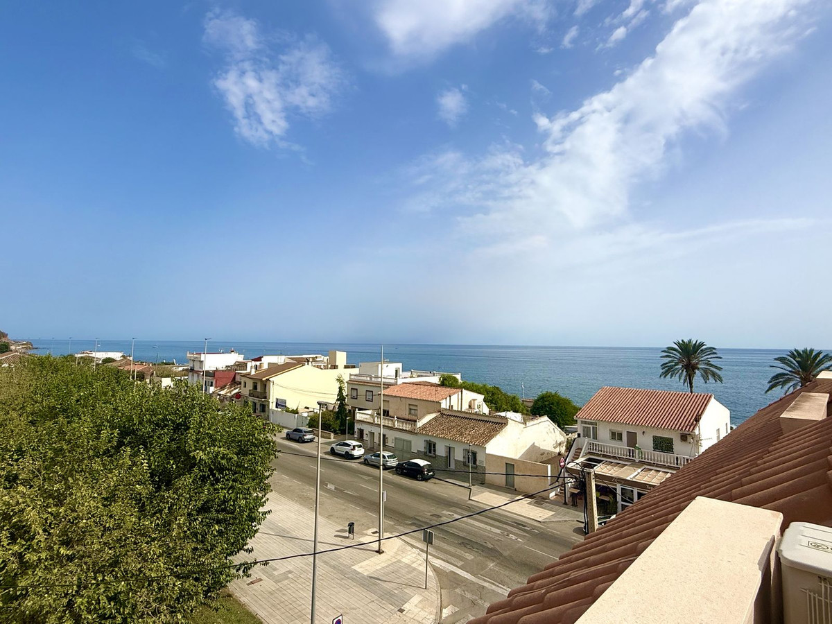 Se vende Dúplex de 2 dormitorios en Costa Del Sol East, Málaga, España