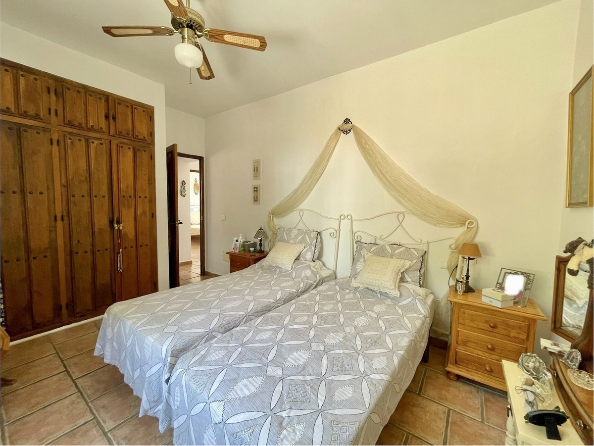 3 Bed Townhouse for sale in Periana Costa Del Sol East, Málaga, Spain
