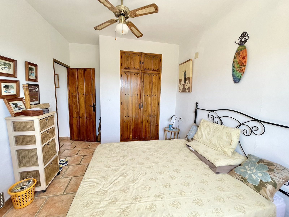 3 Bed Townhouse for sale in Periana Costa Del Sol East, Málaga, Spain