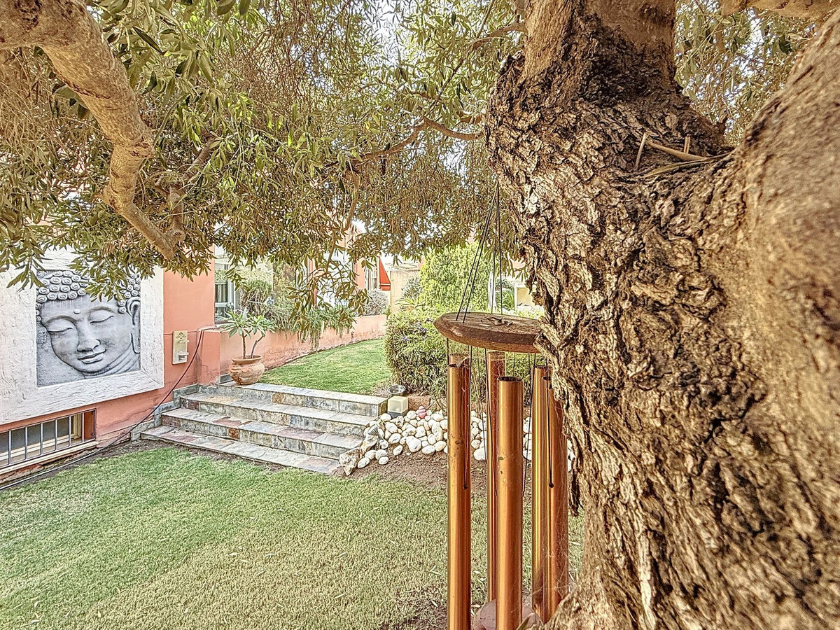 4 Bed Townhouse for sale in Torre Del Mar Costa Del Sol East, Málaga, Spain