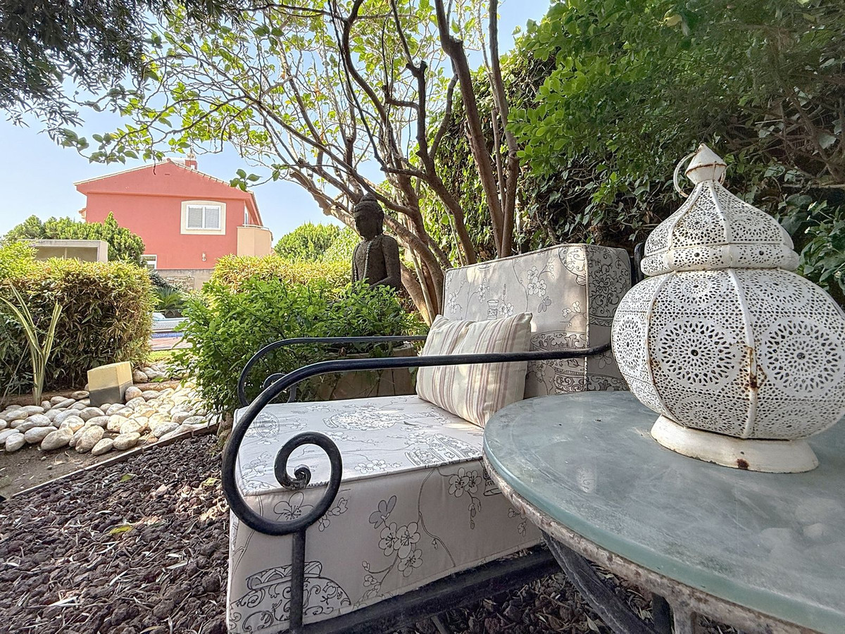 4 Bed Townhouse for sale in Torre Del Mar Costa Del Sol East, Málaga, Spain
