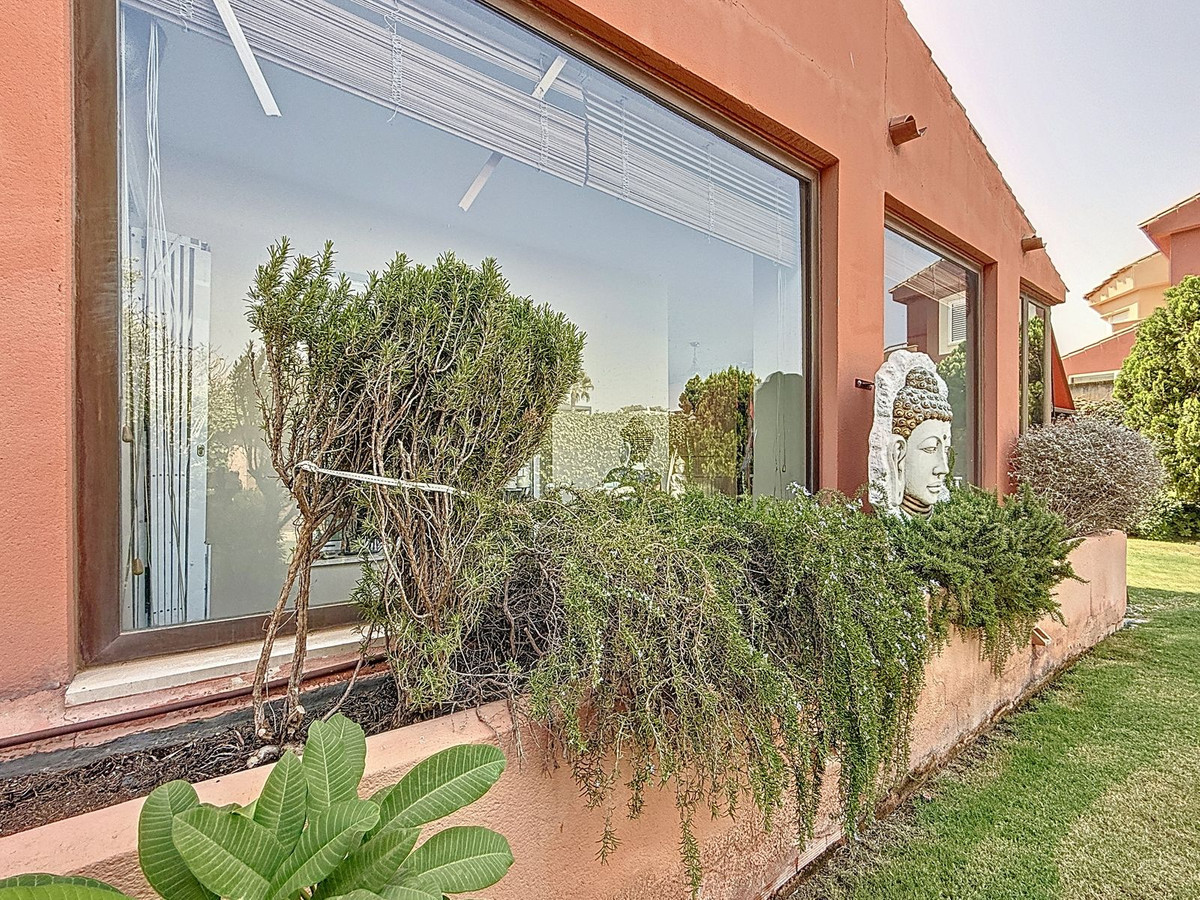 4 Bed Townhouse for sale in Torre Del Mar Costa Del Sol East, Málaga, Spain