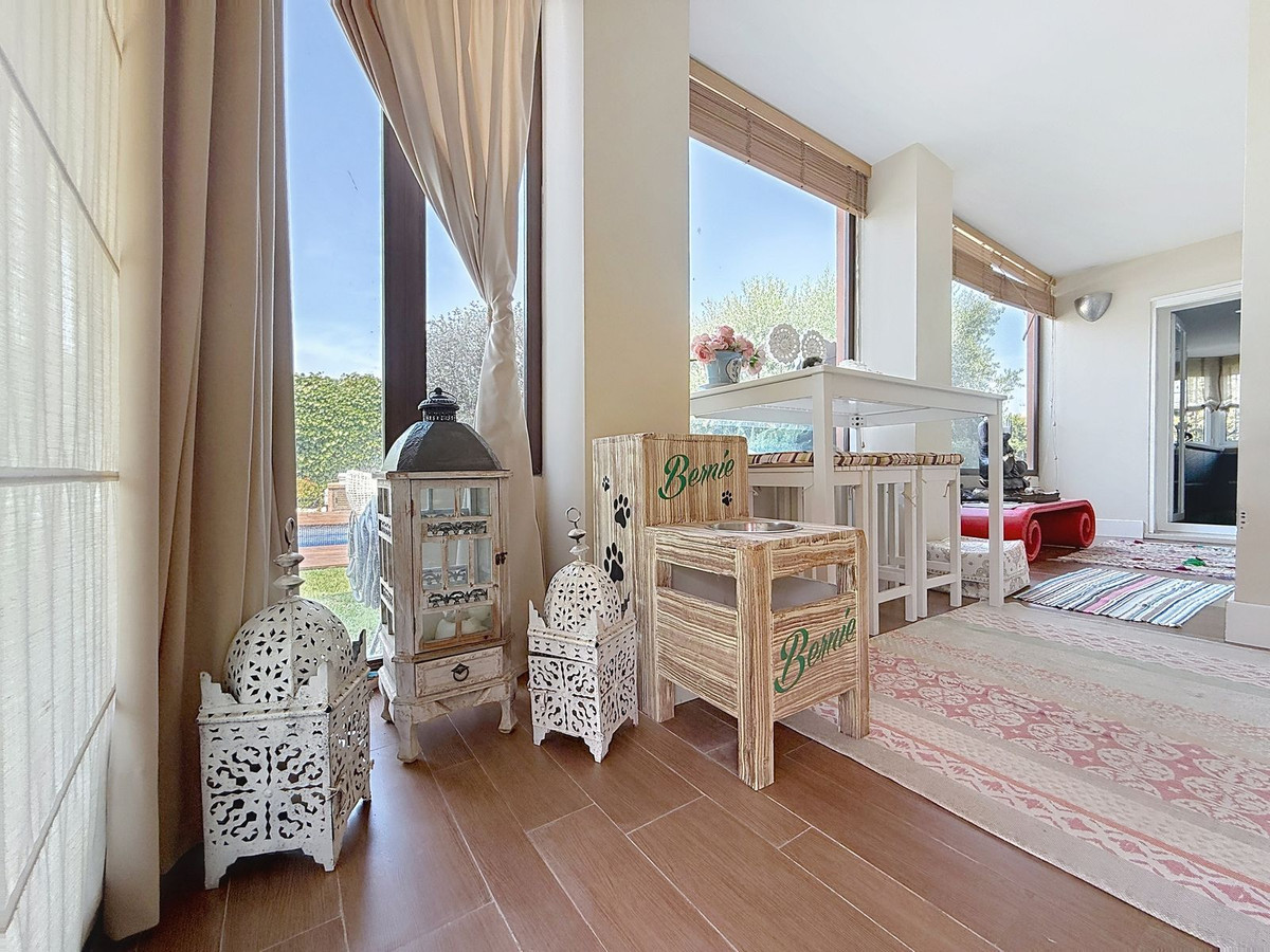 4 Bed Townhouse for sale in Torre Del Mar Costa Del Sol East, Málaga, Spain