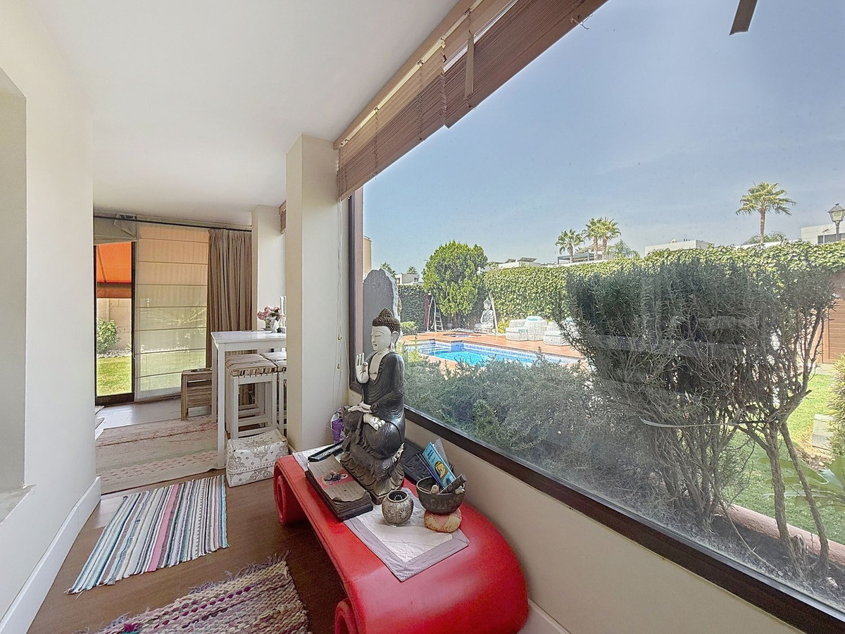 4 Bed Townhouse for sale in Torre Del Mar Costa Del Sol East, Málaga, Spain