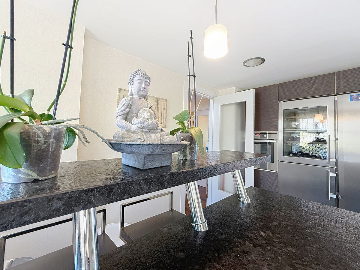4 Bed Townhouse for sale in Torre Del Mar Costa Del Sol East, Málaga, Spain