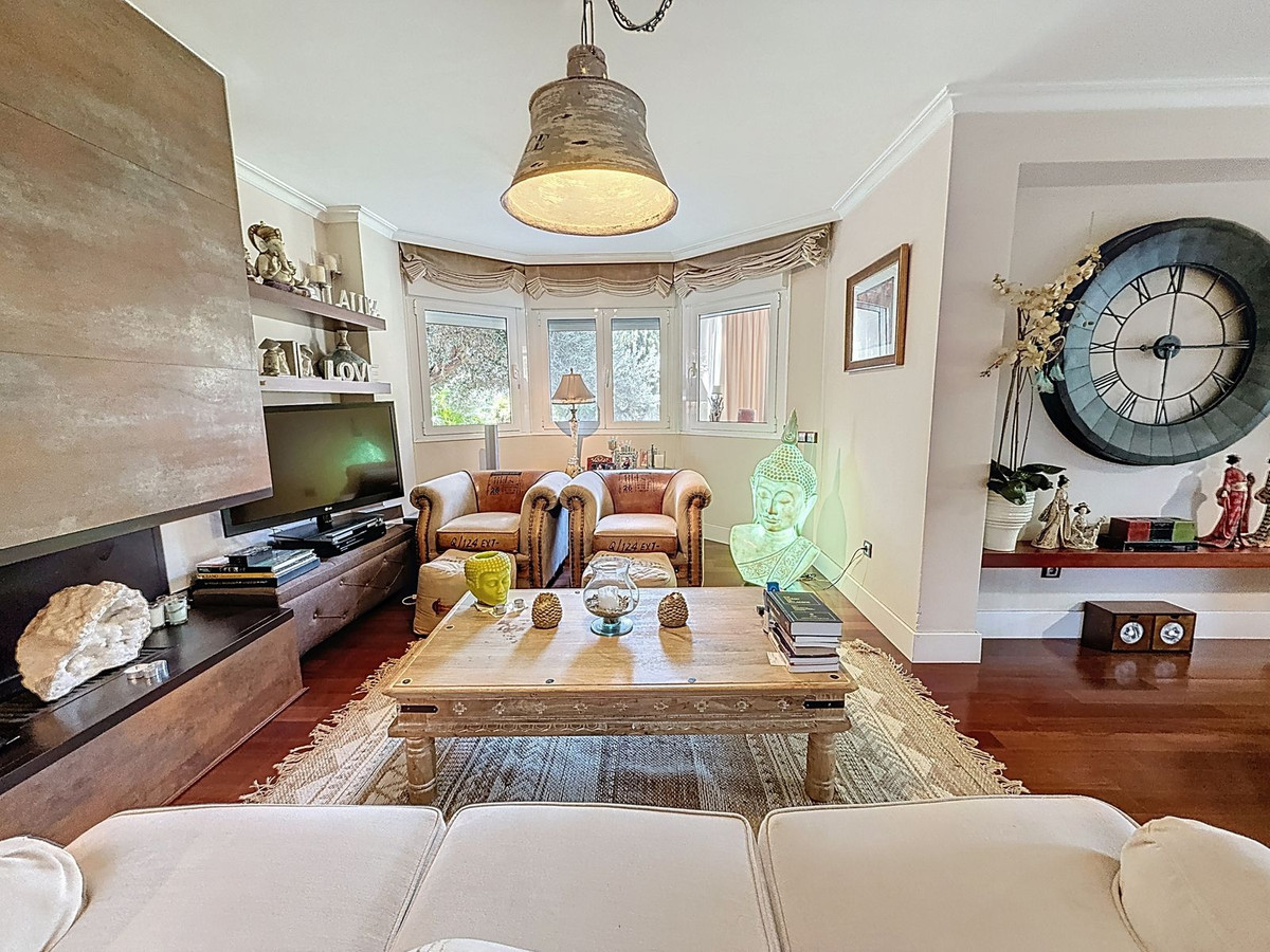 4 Bed Townhouse for sale in Torre Del Mar Costa Del Sol East, Málaga, Spain