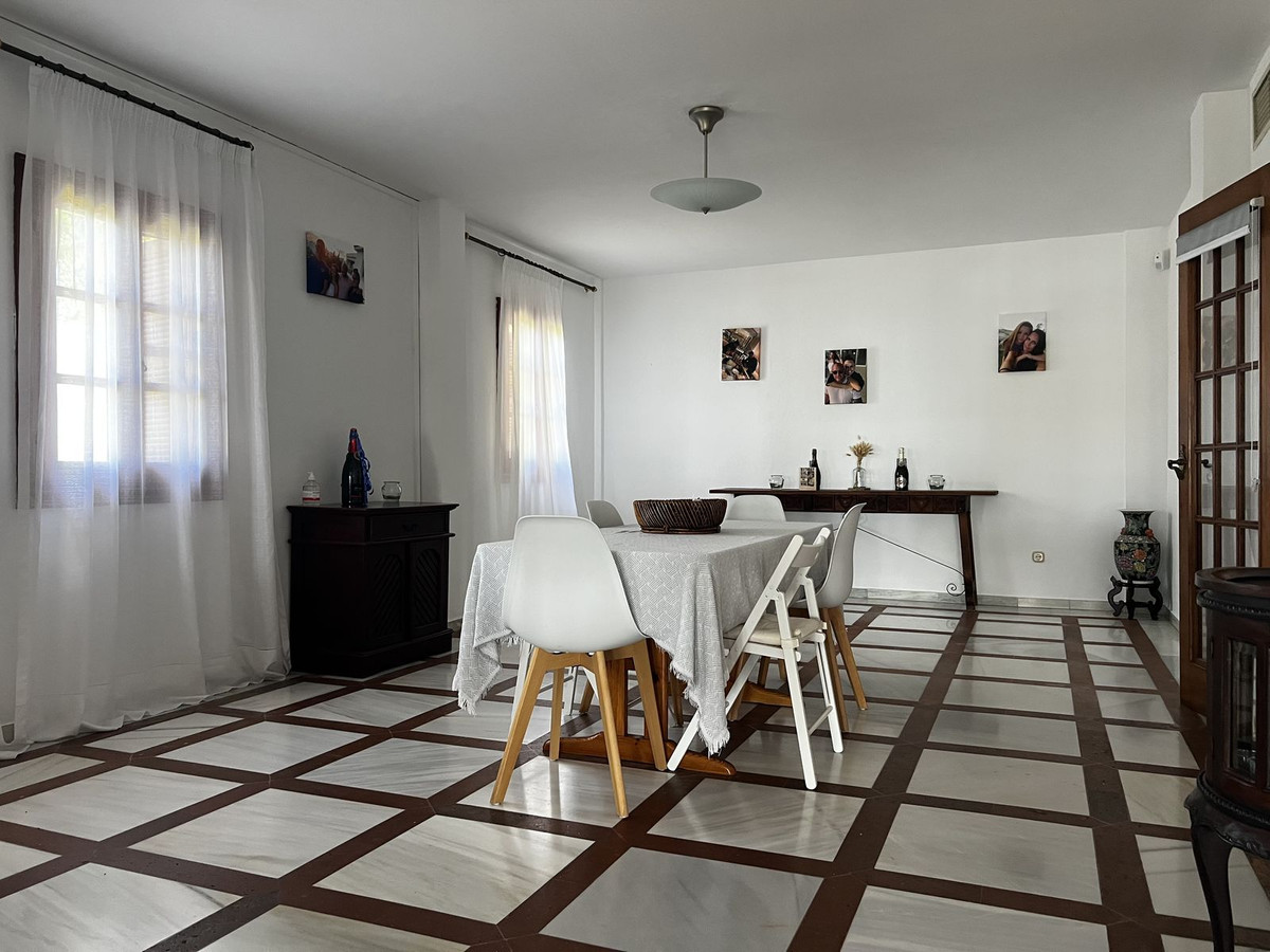 5 Bed Townhouse for sale in Estepona Costa Del Sol, Málaga, Spain