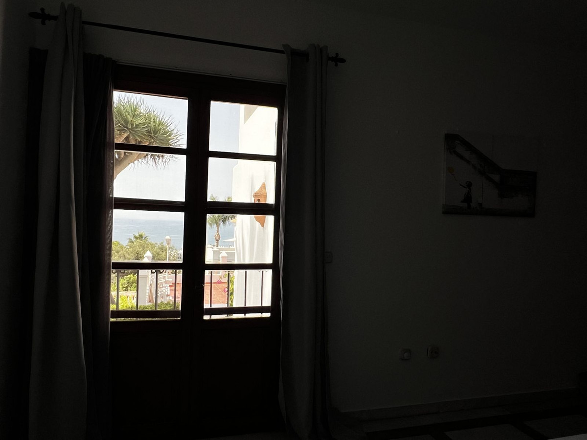 5 Bed Townhouse for sale in Estepona Costa Del Sol, Málaga, Spain
