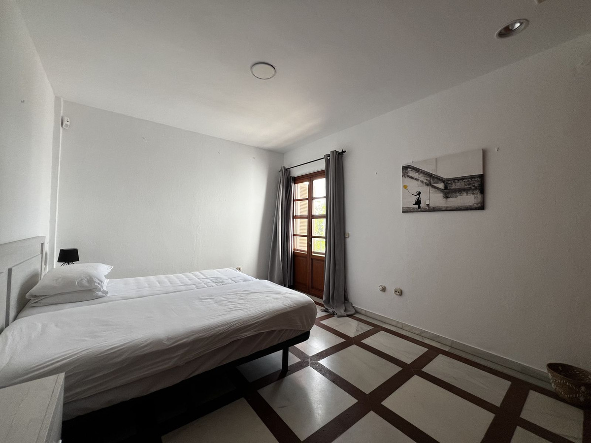 5 Bed Townhouse for sale in Estepona Costa Del Sol, Málaga, Spain