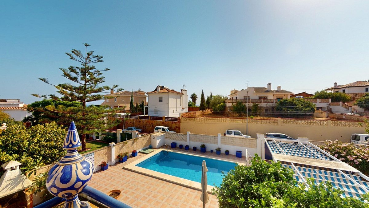 4 Bed Townhouse for sale in Chilches Costa Del Sol East, Málaga, Spain
