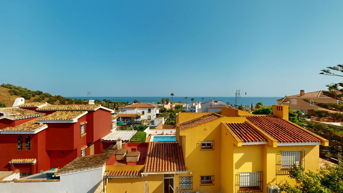 4 Bed Townhouse for sale in Chilches Costa Del Sol East, Málaga, Spain