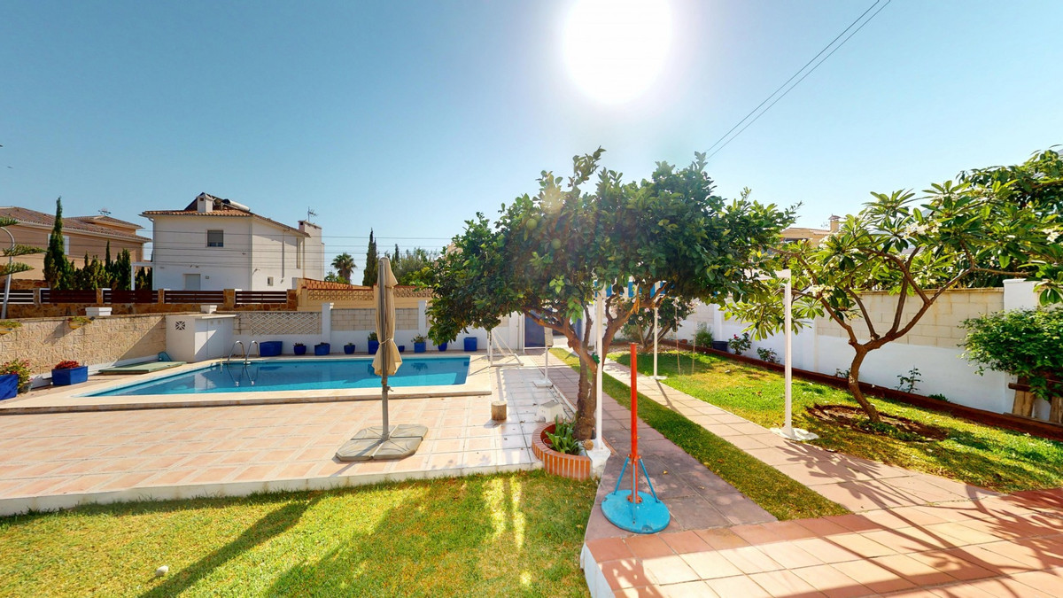 4 Bed Townhouse for sale in Chilches Costa Del Sol East, Málaga, Spain