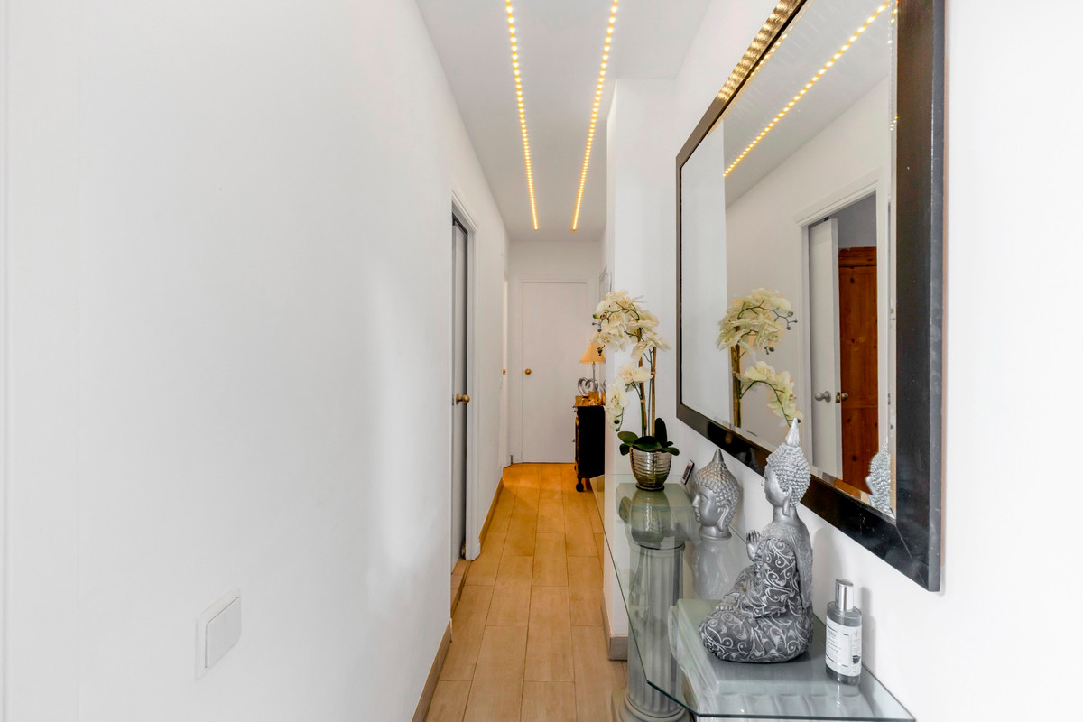 Se vende Apartamento Planta Media de 2 dormitorios en Costa Blanca, Alicante, España