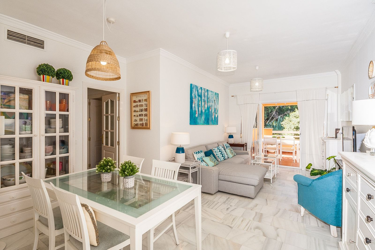 3 Bed Apartment for sale in Cabopino Costa Del Sol, Málaga, Spain