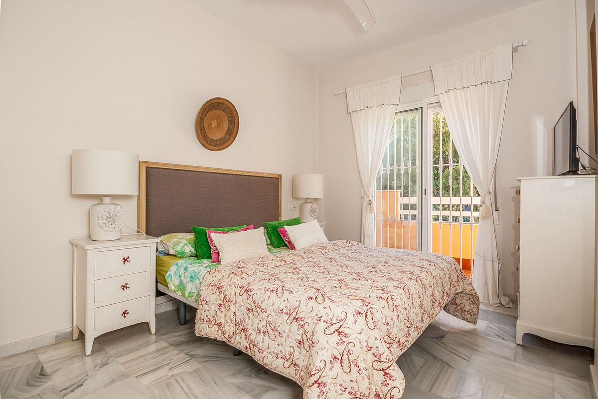 3 Bed Apartment for sale in Cabopino Costa Del Sol, Málaga, Spain