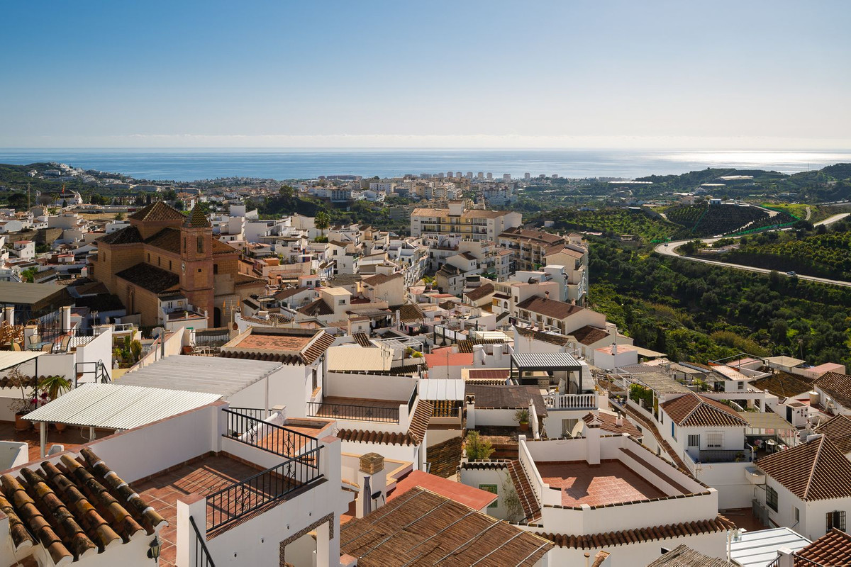 Se vende Adosada de 5 dormitorios en Costa Del Sol East, Málaga, España